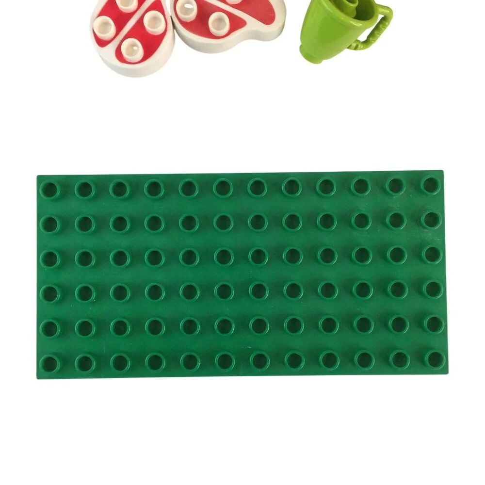 Lego Duplo Building Blocks Lot 190+ Pcs Base Plate Face Eyes Steak Fence‎ Chair
